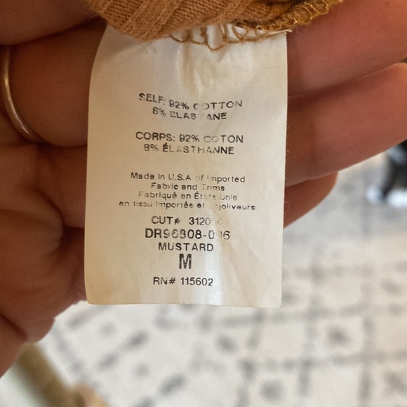 Long Sleeved form fitting dress - Picture 5 of 5